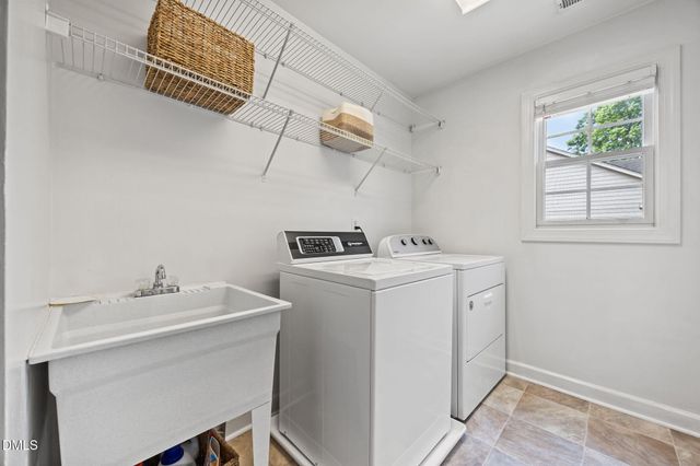 105 Arlen Park Place, Holly Springs, NC 27540