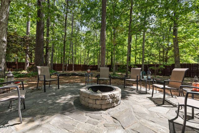 105 Arlen Park Place, Holly Springs, NC 27540