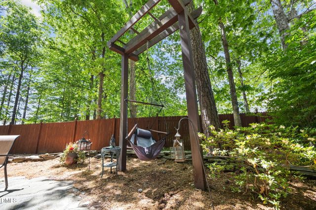 105 Arlen Park Place, Holly Springs, NC 27540