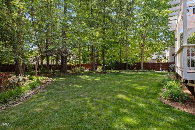 105 Arlen Park Place, Holly Springs, NC 27540