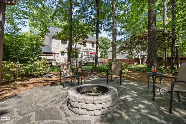 105 Arlen Park Place, Holly Springs, NC 27540