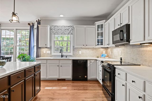 105 Arlen Park Place, Holly Springs, NC 27540