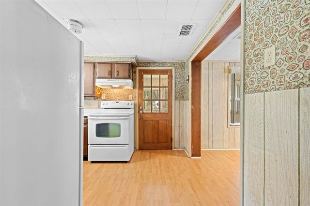 8511 HILLCREST DRIVE, Brooksville, FL 34601