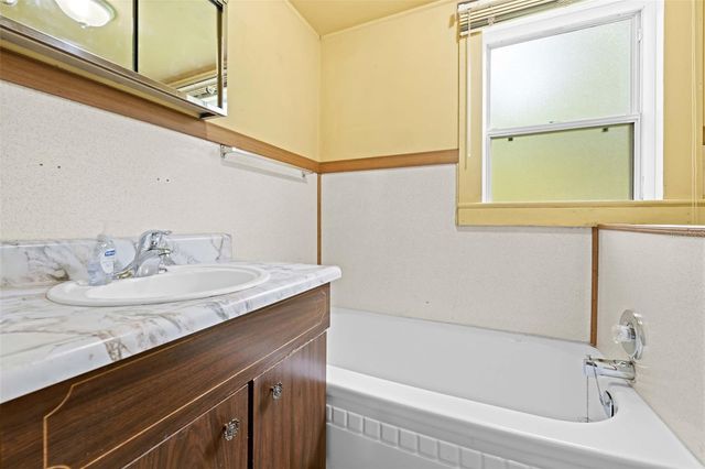 8511 HILLCREST DRIVE, Brooksville, FL 34601