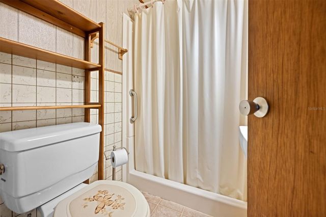 8511 HILLCREST DRIVE, Brooksville, FL 34601