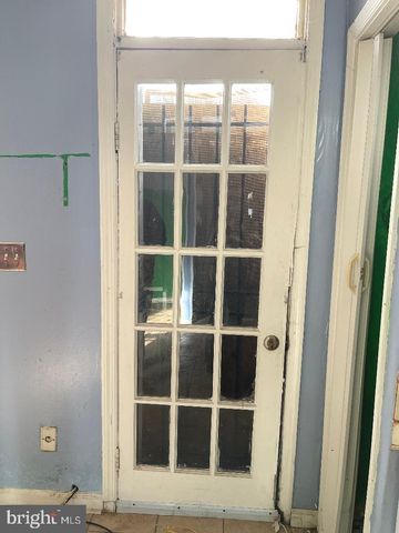 1609 GALES ST NE, Washington, DC 20002