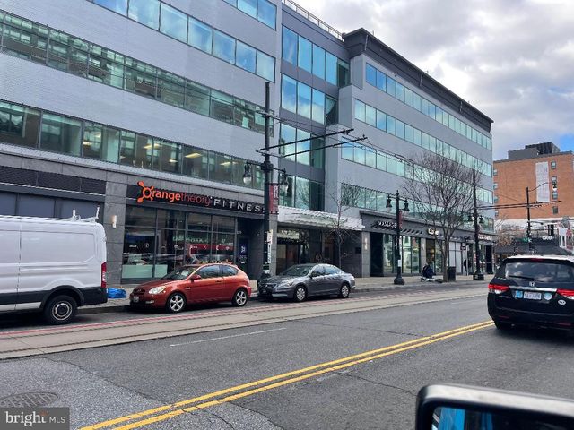 1609 GALES ST NE, Washington, DC 20002