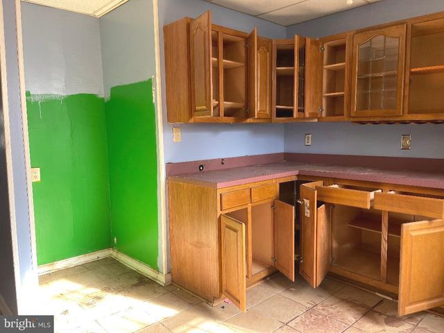 1609 GALES ST NE, Washington, DC 20002