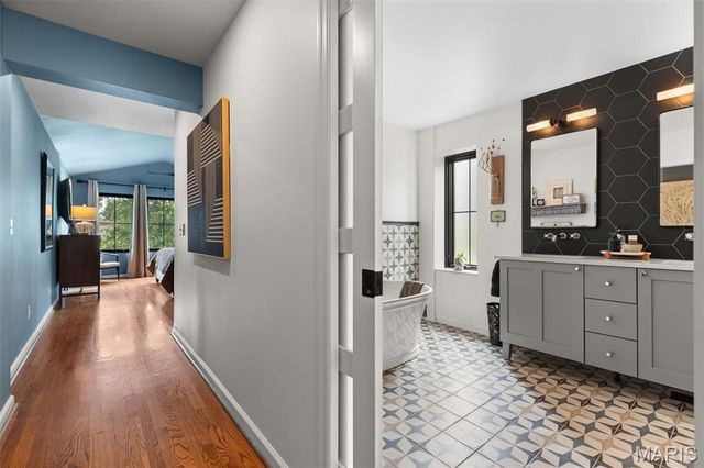 5936 Childress Avenue, St Louis, MO 63109