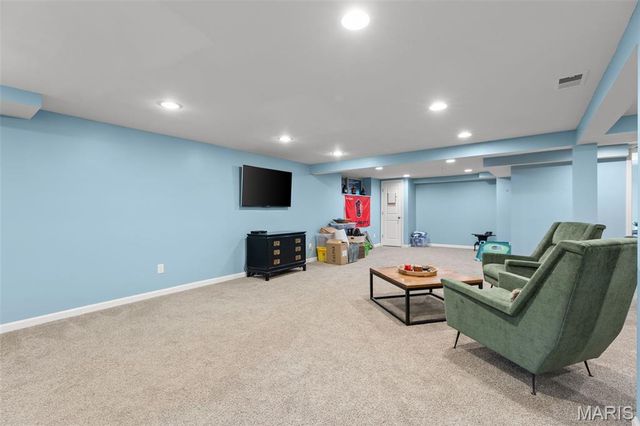 5936 Childress Avenue, St Louis, MO 63109