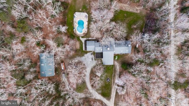 7621 RIVER RD, Fredericksburg, VA 22407