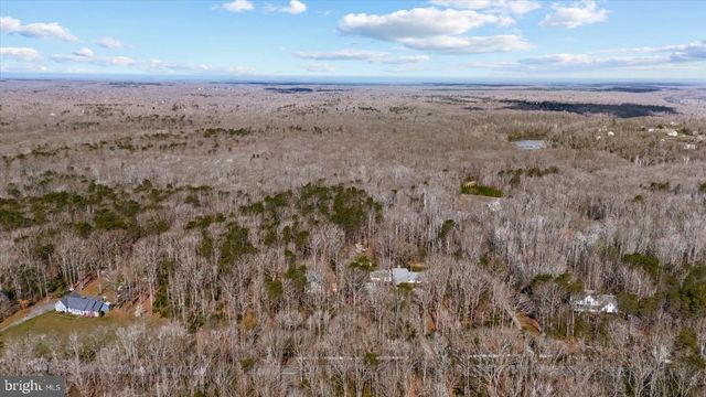 7621 RIVER RD, Fredericksburg, VA 22407