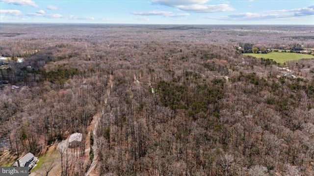 7621 RIVER RD, Fredericksburg, VA 22407