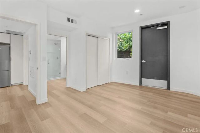 1233 Dunsmuir Avenue 205, Los Angeles, CA 90019