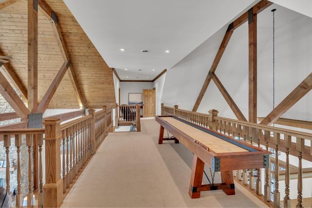 572 Eagle Shore Dr, Dover, TN 37058