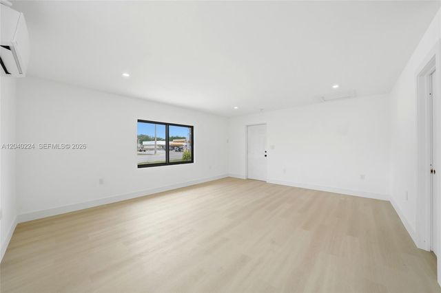7200 W 12th Ave, Hialeah, FL 33014