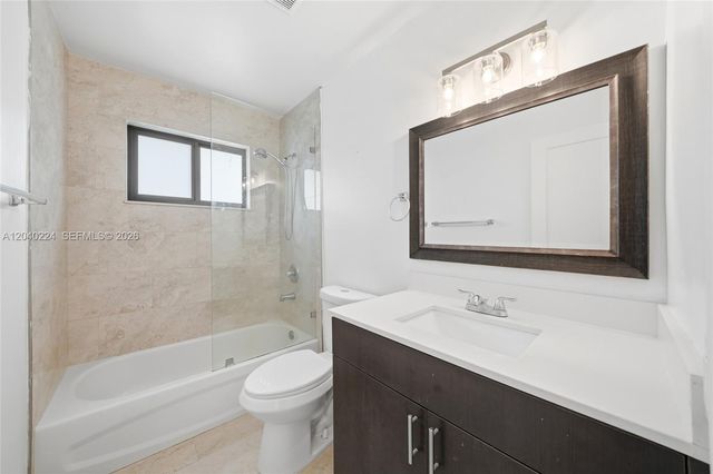7200 W 12th Ave, Hialeah, FL 33014