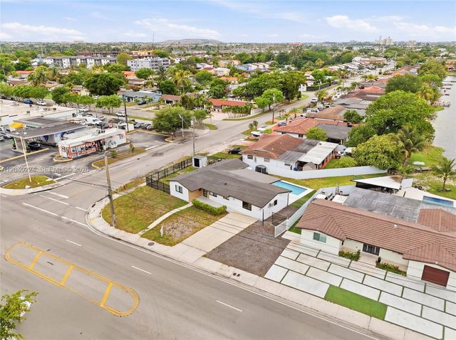 7200 W 12th Ave, Hialeah, FL 33014