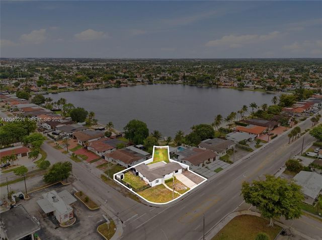 7200 W 12th Ave, Hialeah, FL 33014