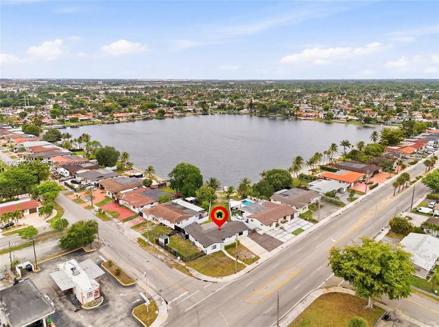 7200 W 12th Ave, Hialeah, FL 33014
