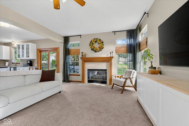 6758 Loretta Court, Avon, IN 46123