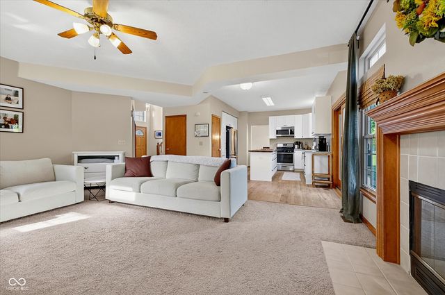 6758 Loretta Court, Avon, IN 46123