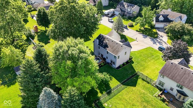 6758 Loretta Court, Avon, IN 46123