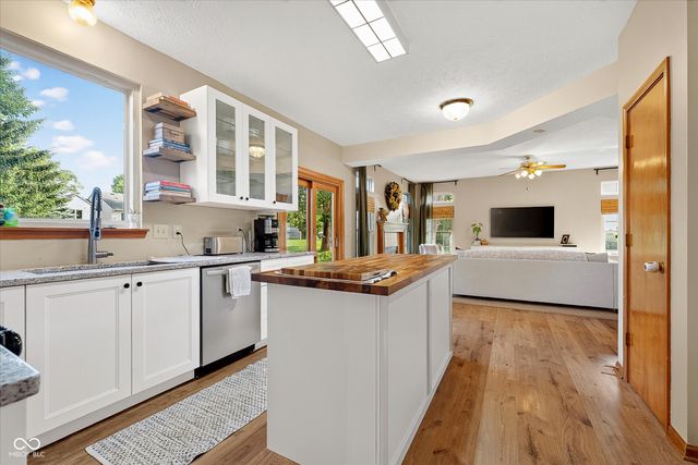 6758 Loretta Court, Avon, IN 46123