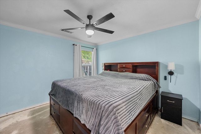 713 Green Acres Lane, Midlothian, TX 76065