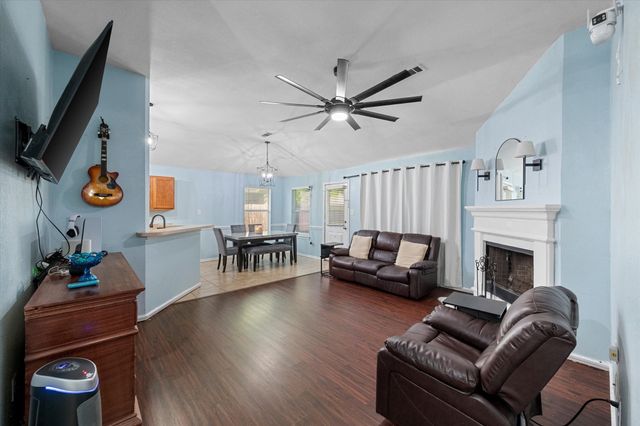 713 Green Acres Lane, Midlothian, TX 76065