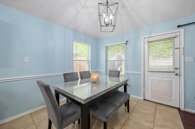 713 Green Acres Lane, Midlothian, TX 76065