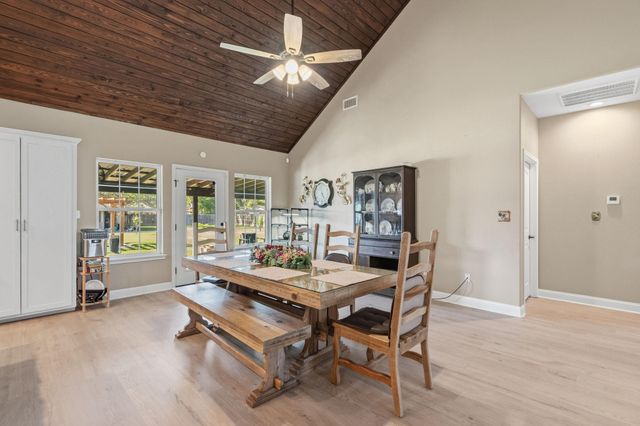 254 Chuckwagon, Livingston, TX 77351