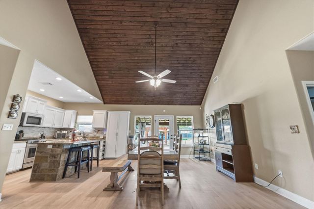 254 Chuckwagon, Livingston, TX 77351