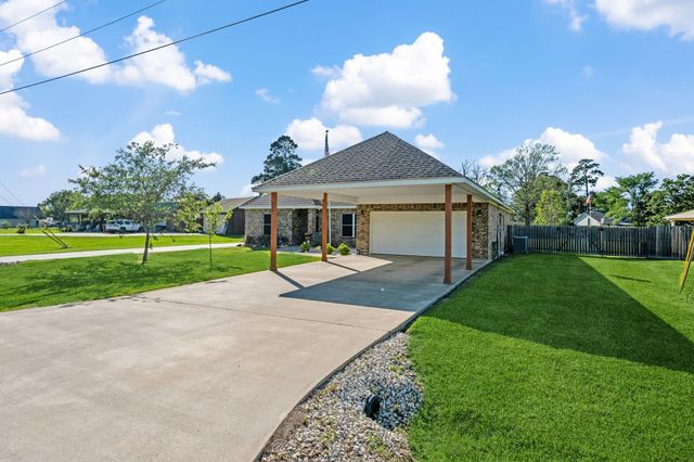 254 Chuckwagon, Livingston, TX 77351