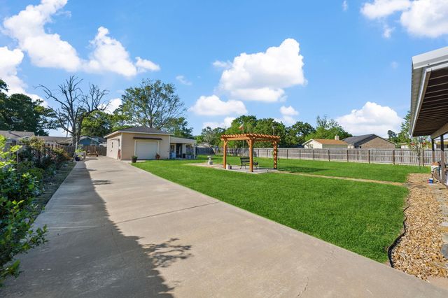 254 Chuckwagon, Livingston, TX 77351