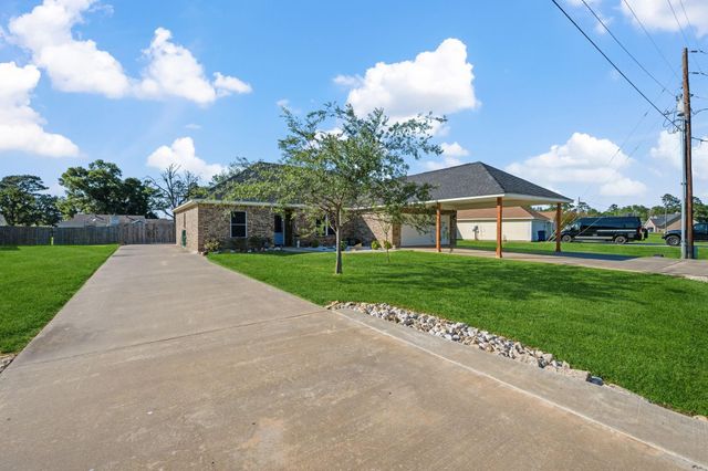 254 Chuckwagon, Livingston, TX 77351