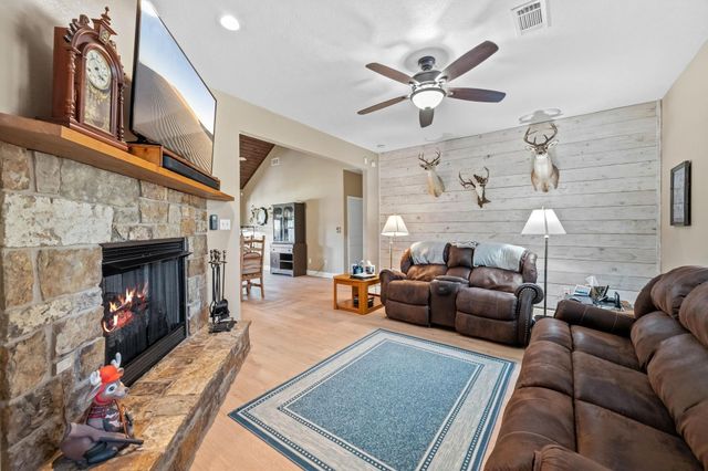254 Chuckwagon, Livingston, TX 77351