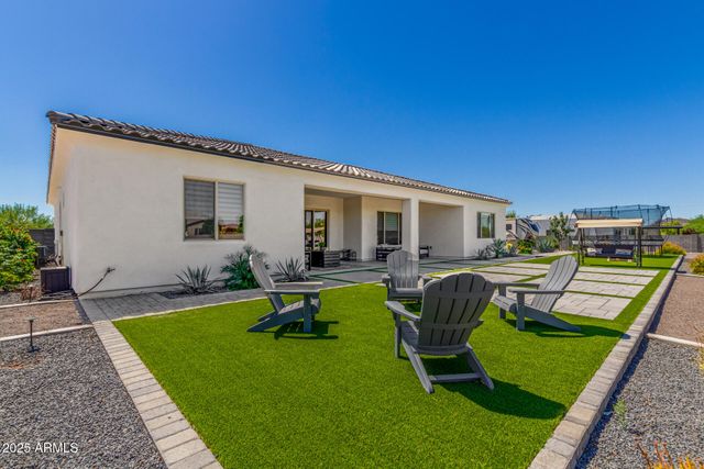 37233 N 11TH Avenue, Phoenix, AZ 85086