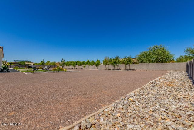 37233 N 11TH Avenue, Phoenix, AZ 85086