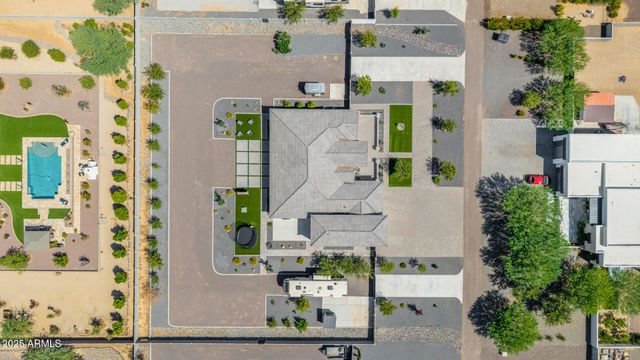 37233 N 11TH Avenue, Phoenix, AZ 85086