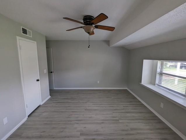 4205 N Nicklas Avenue, Oklahoma City, OK 73122