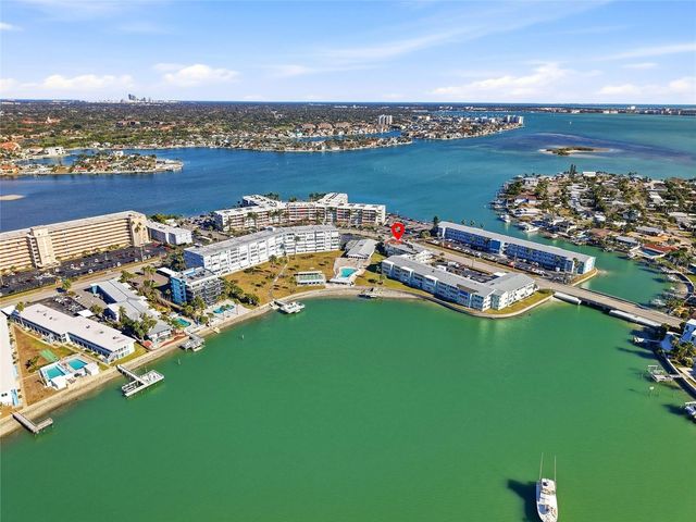 1898 SHORE DRIVE S 319, South Pasadena, FL 33707