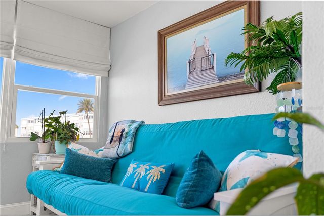 1898 SHORE DRIVE S 319, South Pasadena, FL 33707