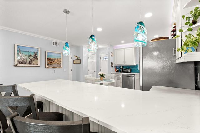 1898 SHORE DRIVE S 319, South Pasadena, FL 33707