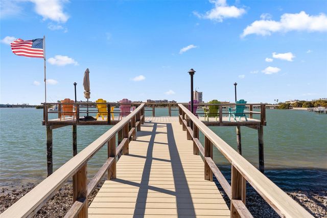 1898 SHORE DRIVE S 319, South Pasadena, FL 33707