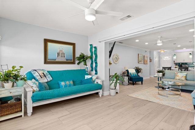 1898 SHORE DRIVE S 319, South Pasadena, FL 33707