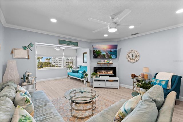 1898 SHORE DRIVE S 319, South Pasadena, FL 33707