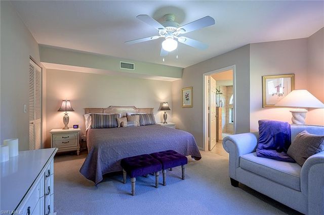 583 Beachwalk CIR 101, Naples, FL 34108
