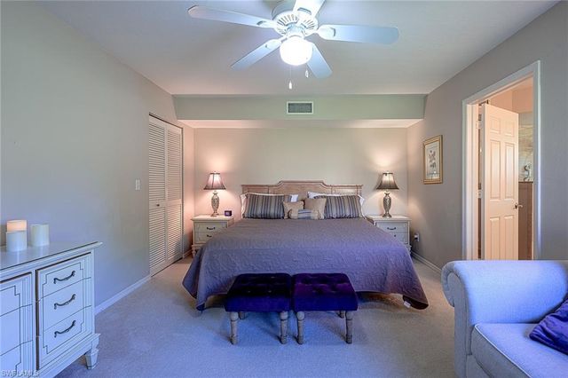 583 Beachwalk CIR 101, Naples, FL 34108