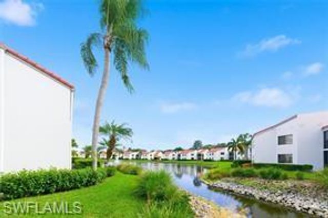 583 Beachwalk CIR 101, Naples, FL 34108